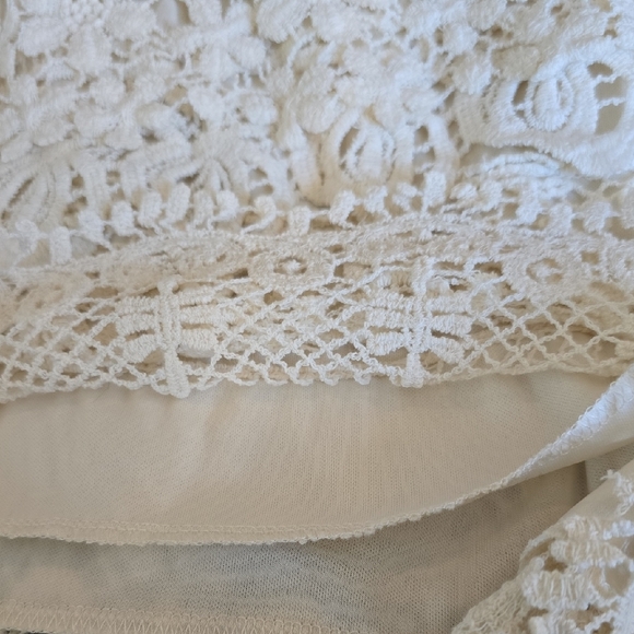 Boho Chic Cream Lace Crochet Shorts – Juniors XL / Women’s Small-Medium - Picture 8 of 8